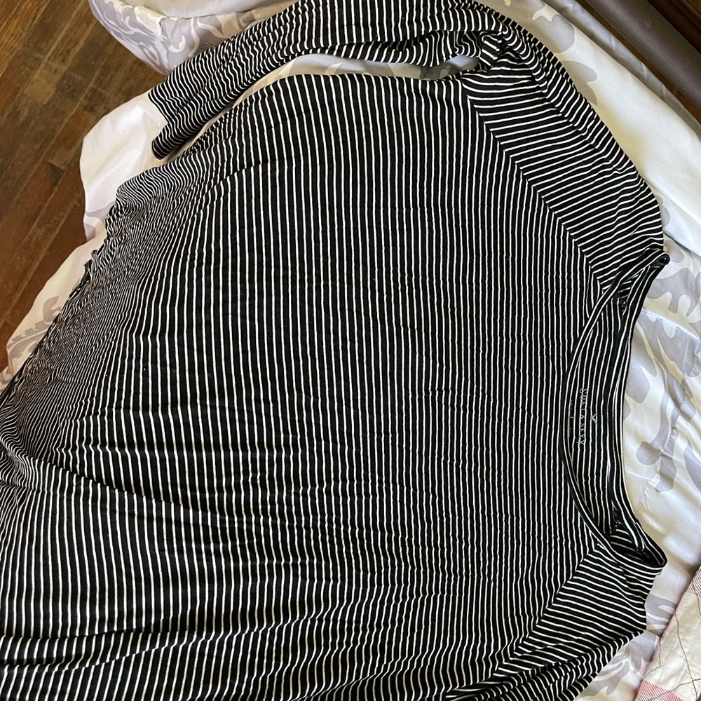 American Eagle Outfitters Black and White Relaxed Ribbed Long Sleeve Top